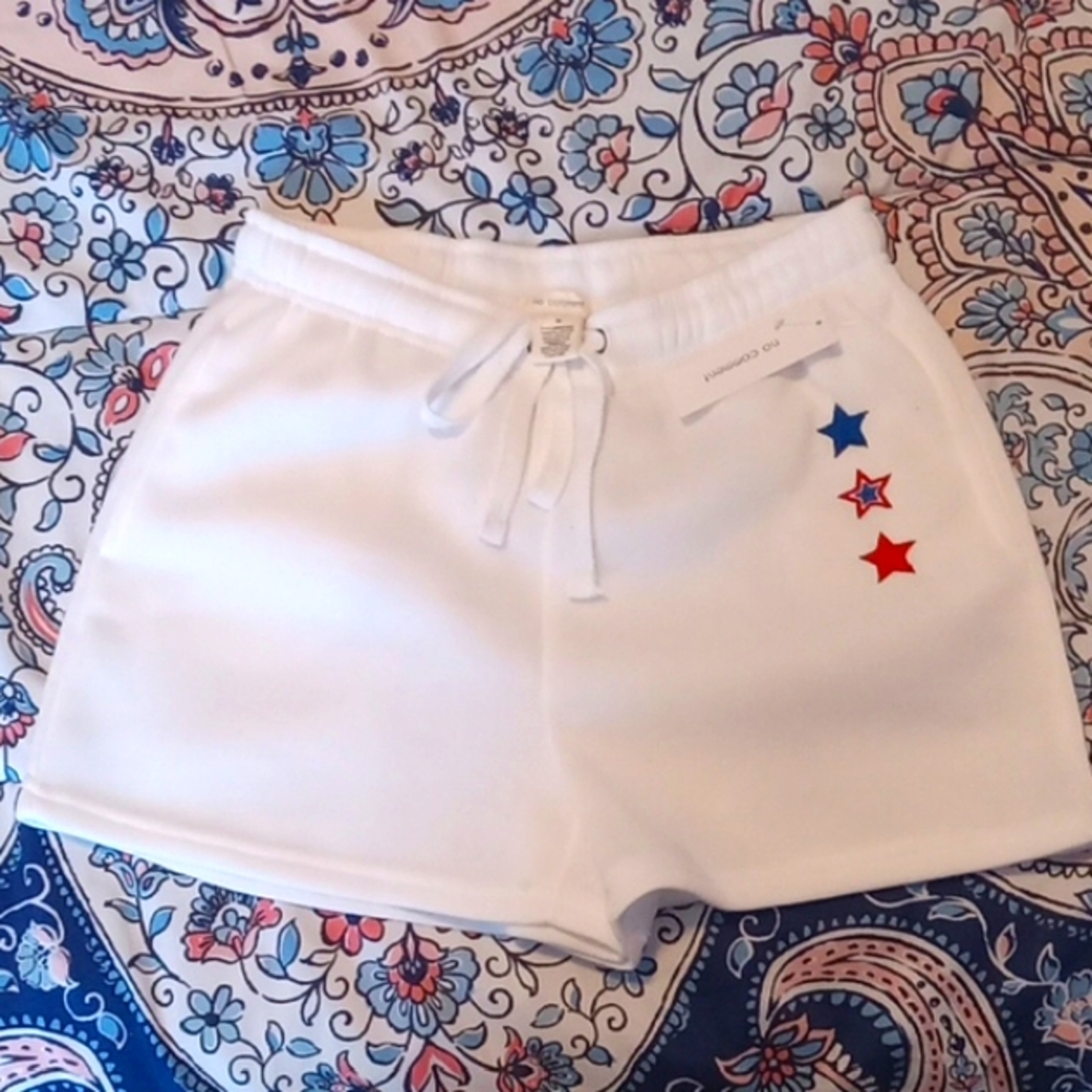 White No Comment Star Shorts